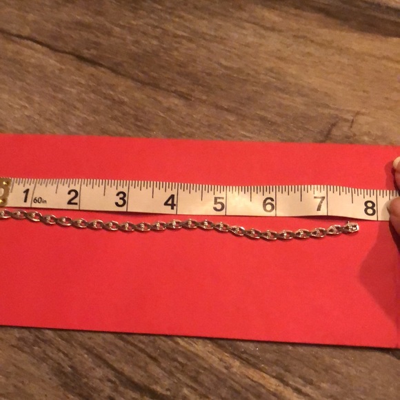 Diamond 💎 tennis bracelet from People’s Jewelers - Picture 4 of 5